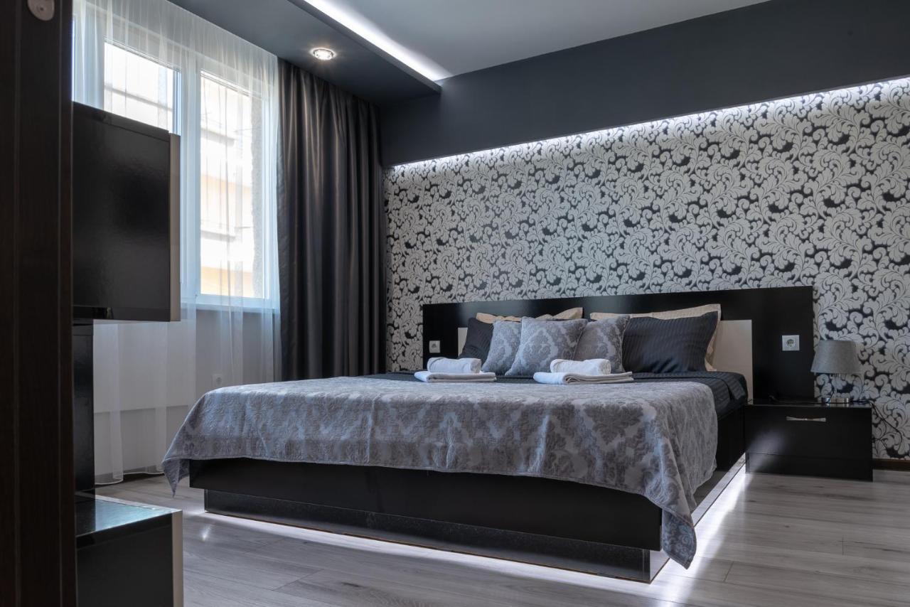 Apartment Central-Lux 1 Veliko Turnovo Bagian luar foto